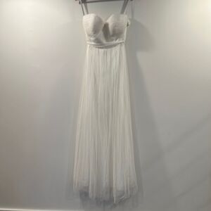 Jenny Yoo NWOT sz 16 tulle wedding or formal dress never worn gorgeous strapless